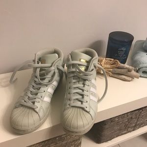 Adidas ProModel For Big girls size 4